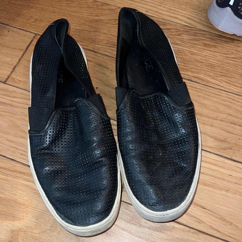 Vince perforated Blair black sneakers